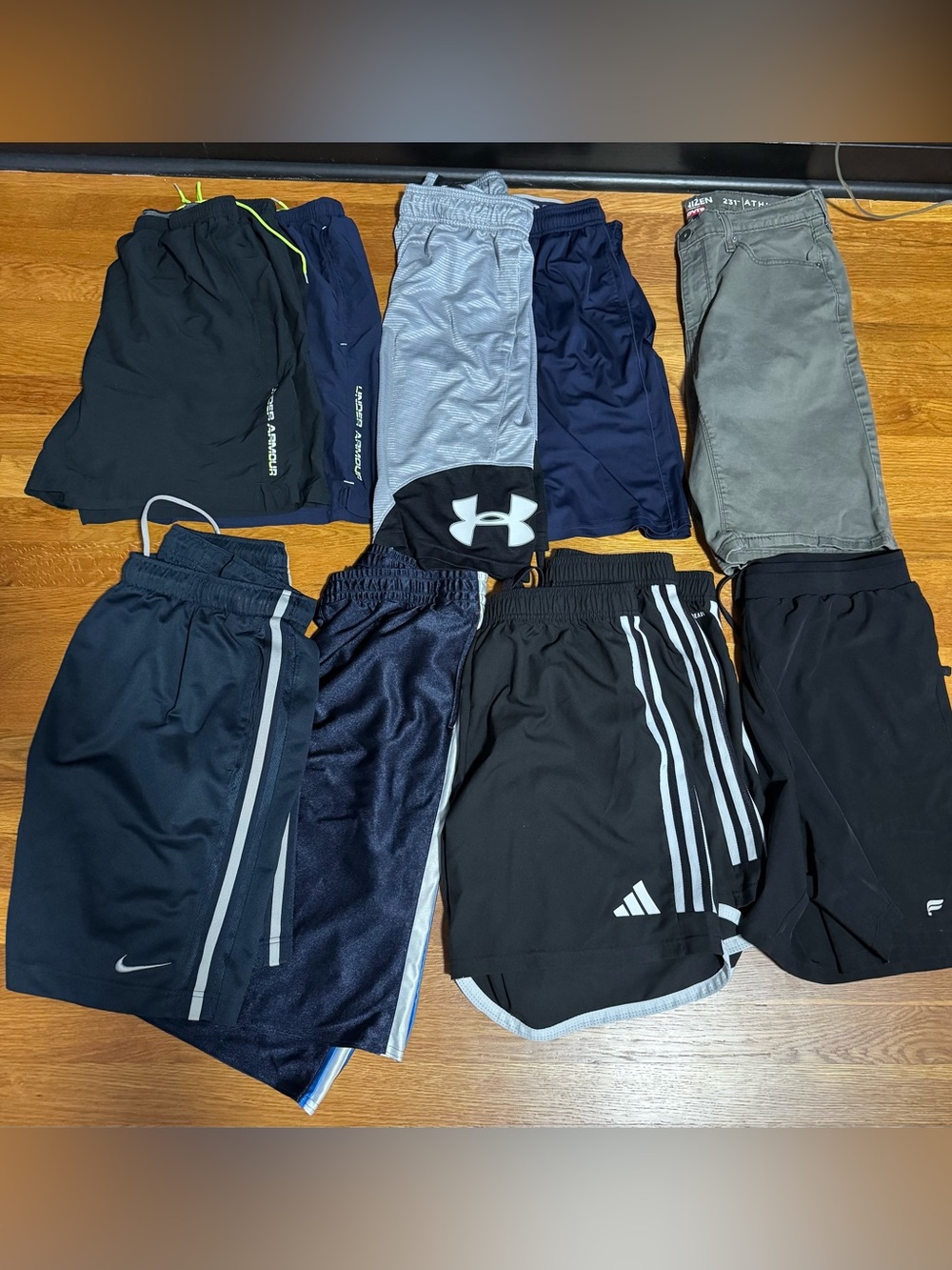 10 pairs of men’s shorts